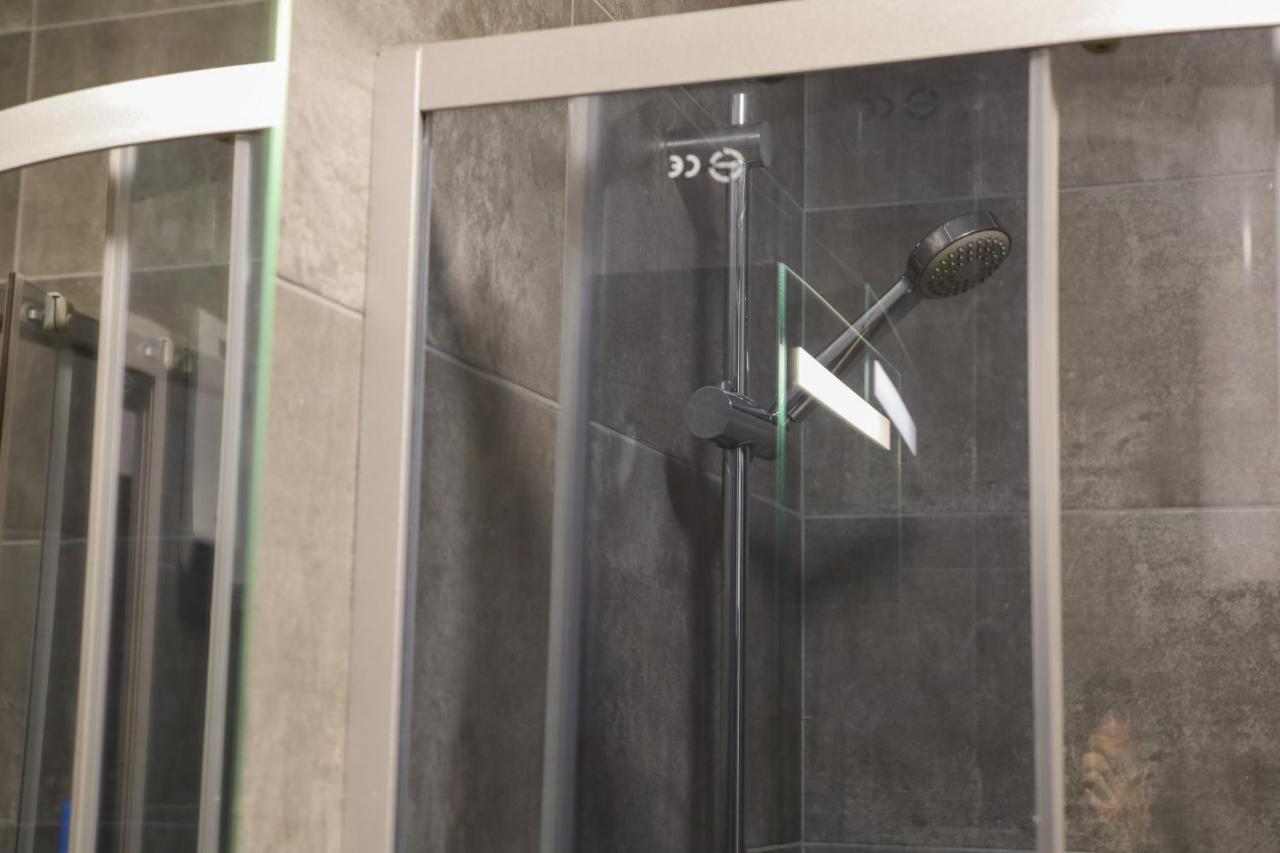 Mall Of Sofia - Urbanlux Retreat, Free Parking Ngoại thất bức ảnh